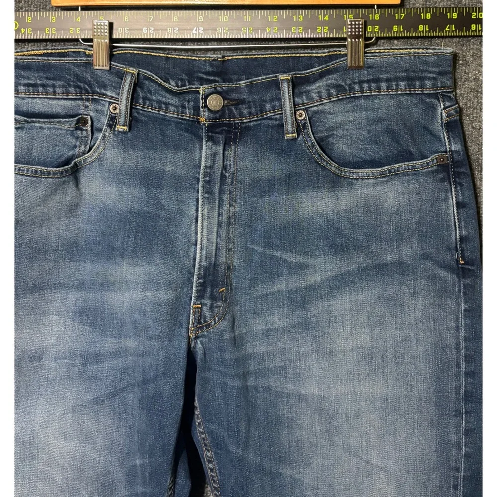 Levi's 514 Jeans Men's 38x32 Straight Fit Blue Denim Medium Wash